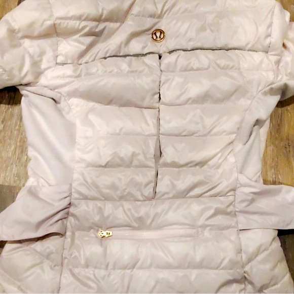 Lululemon puffer jacket-warm, excellent condition - Picture 7 of 8